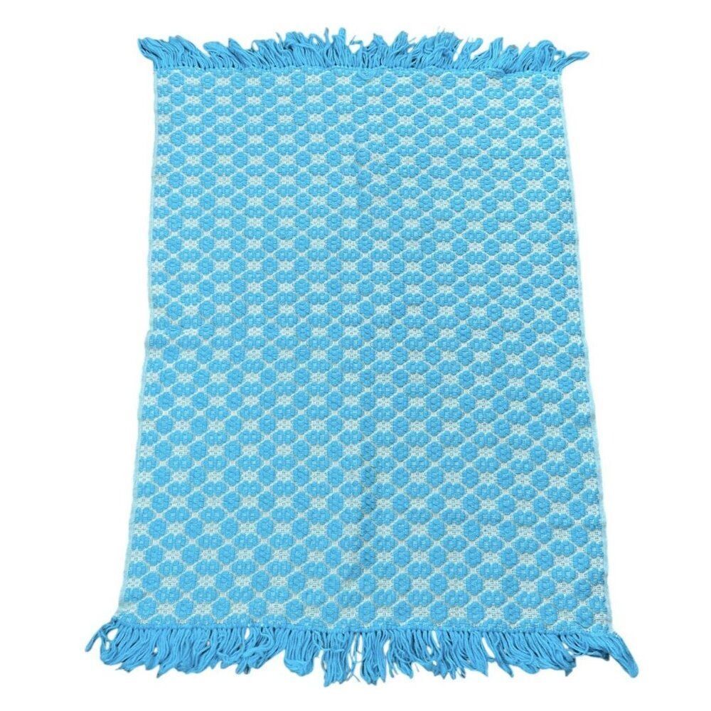 RARE Vintage 1960s Light Blue Fringe Double Daisy Throw Blanket 50x33 BEAUTIFUL